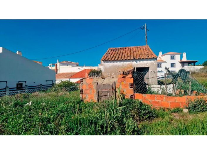 Image No.17-3 Bed House for sale