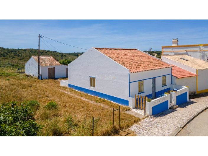 Image No.2-3 Bed House for sale