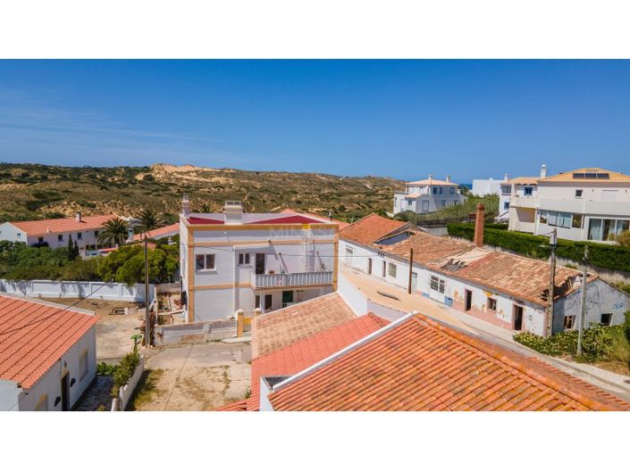 Image No.26-3 Bed House for sale
