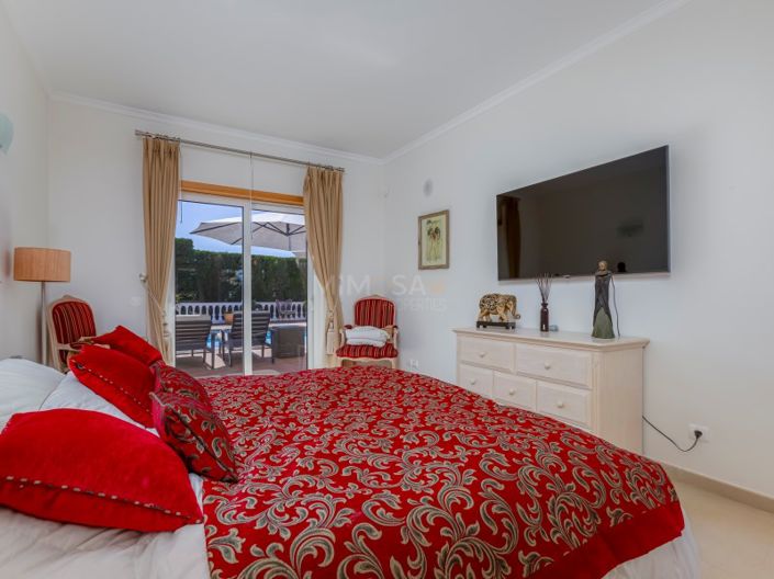 Image No.21-5 Bed House for sale