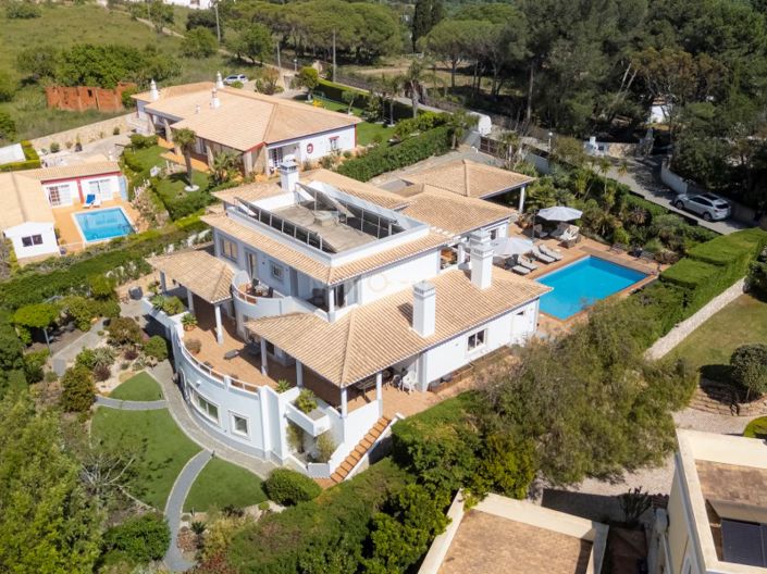 Image No.50-5 Bed House for sale