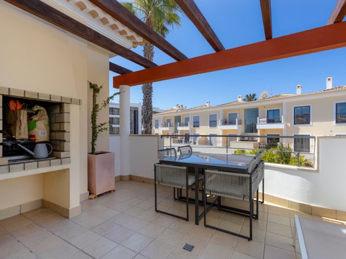 Image No.10-2 Bed Apartment for sale