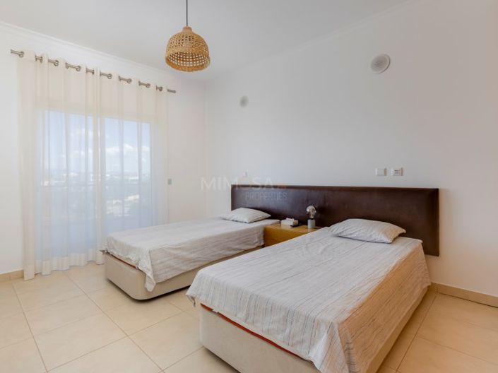 Image No.18-2 Bed Apartment for sale