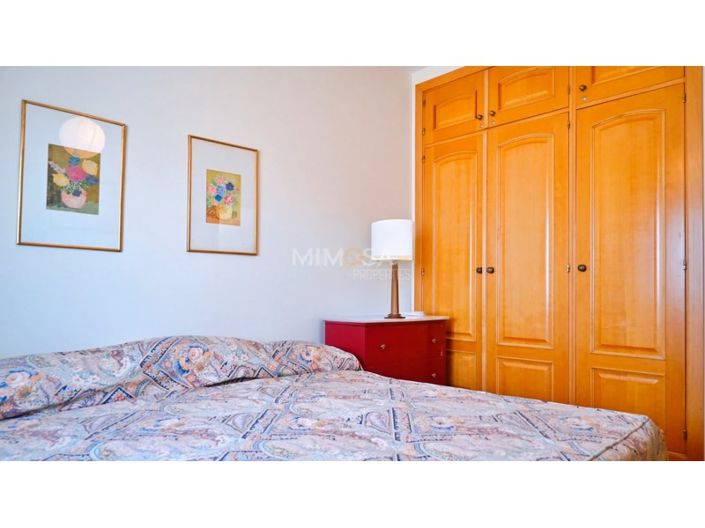 Image No.12-4 Bed House for sale