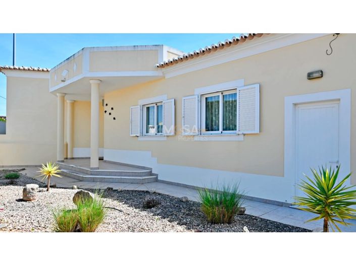 Image No.28-4 Bed House for sale