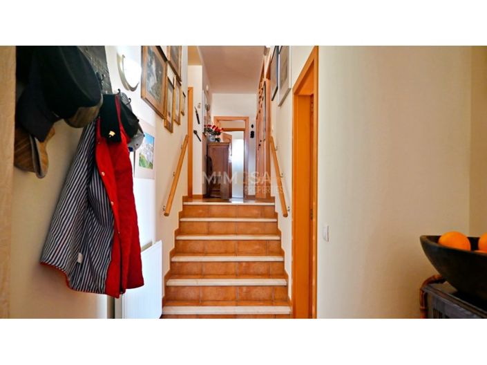 Image No.7-4 Bed House for sale