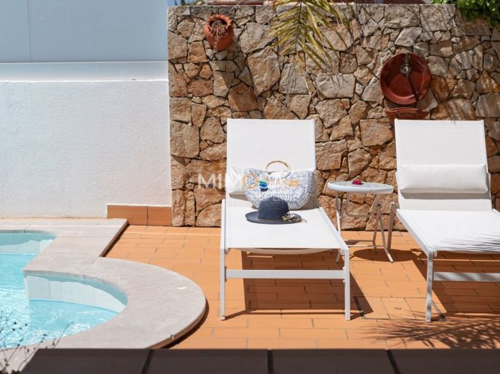 Image No.26-4 Bed House for sale