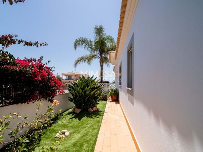 Image No.29-4 Bed House for sale
