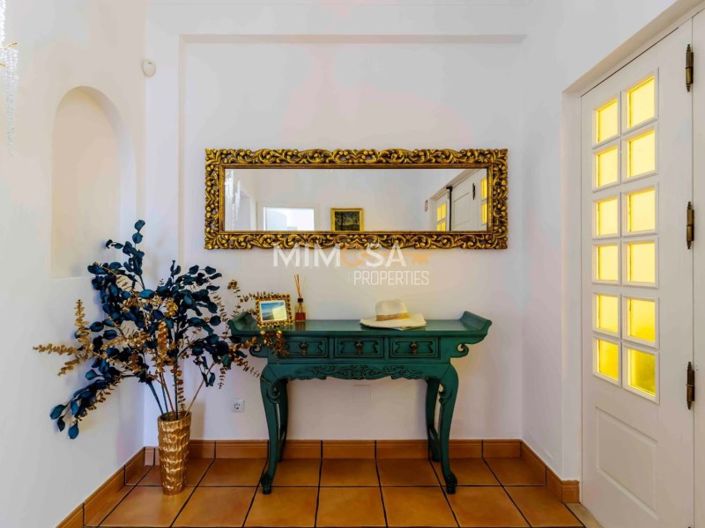 Image No.32-4 Bed House for sale