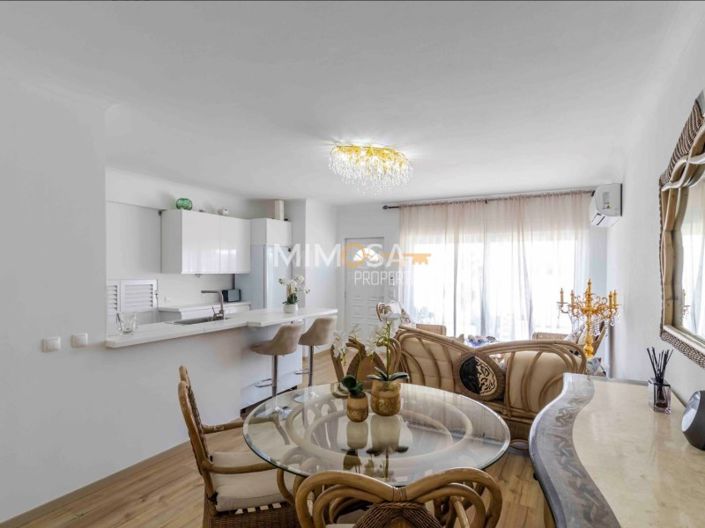 Image No.47-4 Bed House for sale