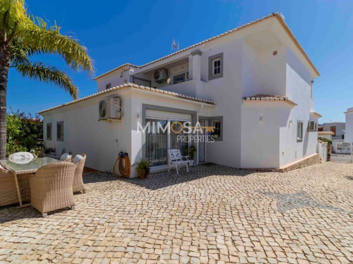 Image No.49-4 Bed House for sale