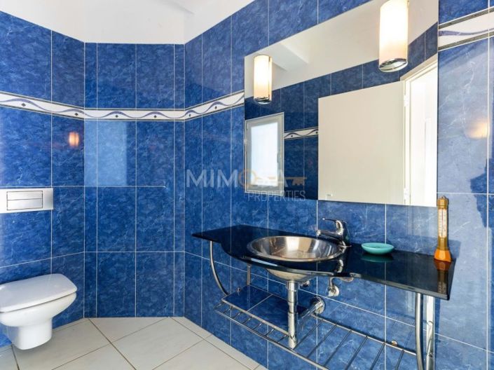 Image No.10-3 Bed House for sale