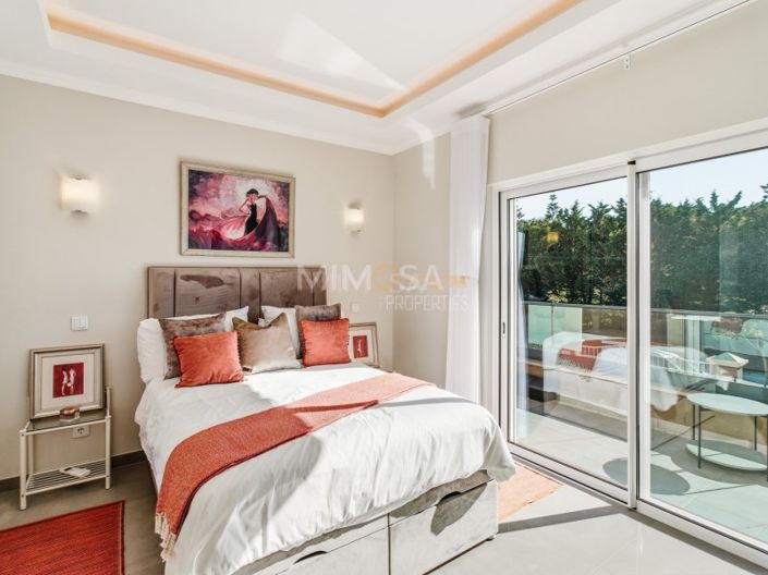 Image No.21-4 Bed House for sale