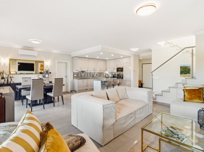 Image No.5-4 Bed House for sale