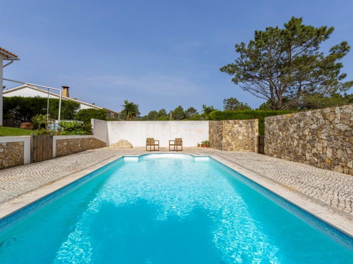 Image No.10-4 Bed House for sale