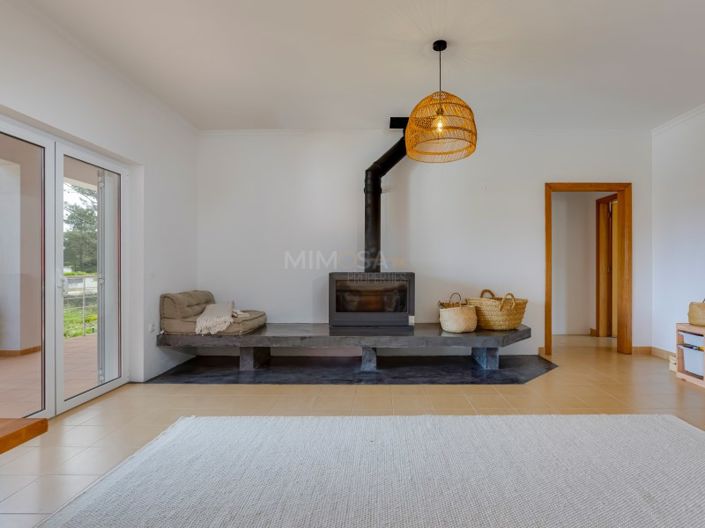 Image No.19-4 Bed House for sale