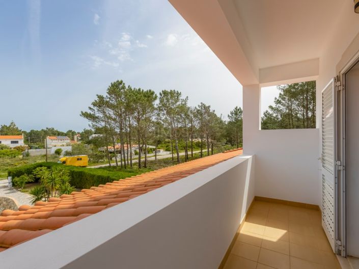 Image No.43-4 Bed House for sale