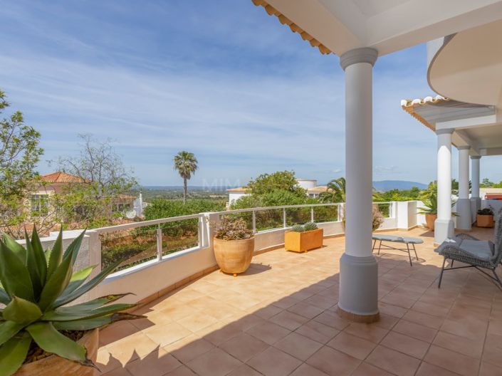 Image No.10-5 Bed House for sale