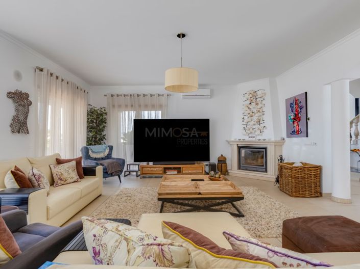 Image No.23-5 Bed House for sale