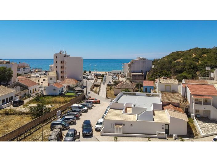 Image No.19-1 Bed House for sale