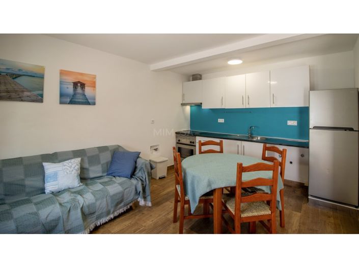 Image No.2-1 Bed House for sale