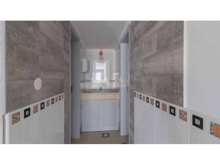 Image No.10-Commercial for sale
