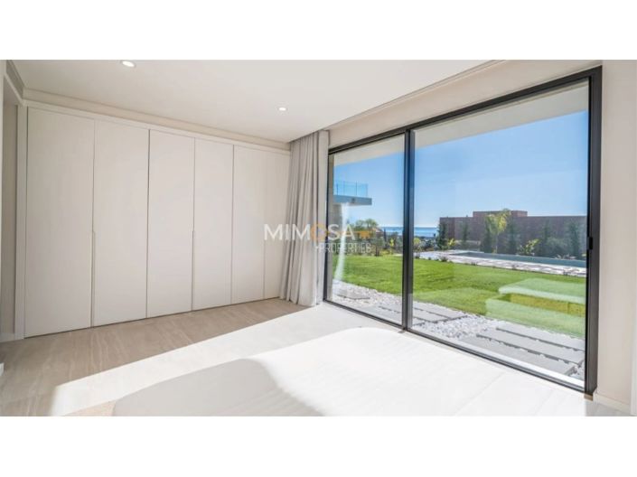 Image No.23-4 Bed House for sale