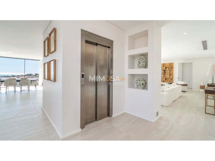 Image No.4-4 Bed House for sale