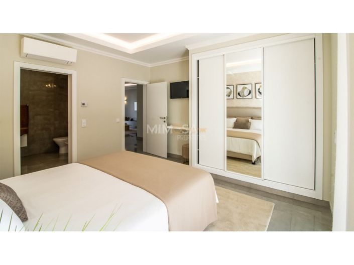 Image No.16-2 Bed House for sale