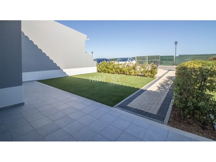 Image No.19-2 Bed House for sale