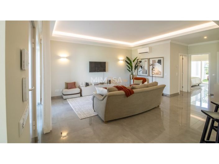 Image No.2-2 Bed House for sale