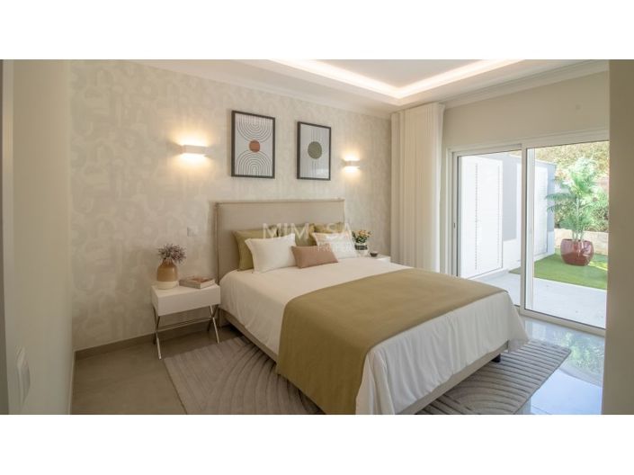 Image No.9-2 Bed House for sale