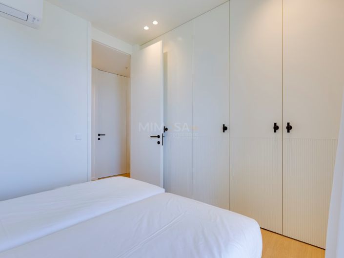 Image No.20-2 Bed Apartment for sale