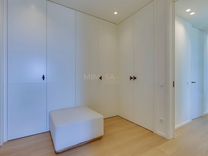 Image No.21-2 Bed Apartment for sale