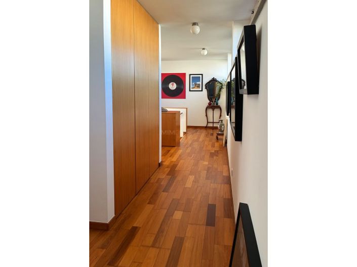 Image No.17-3 Bed House for sale