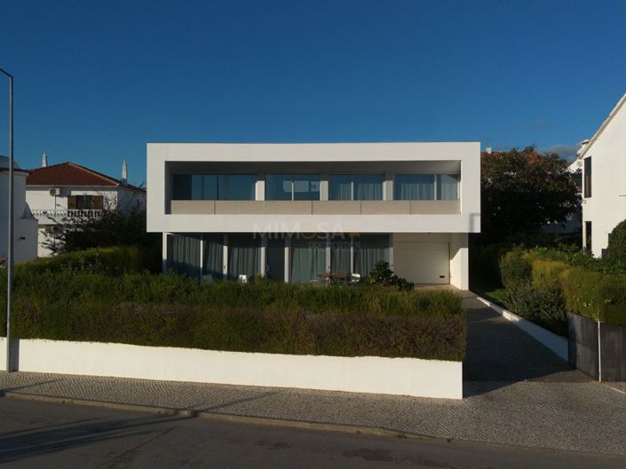 Image No.2-3 Bed House for sale