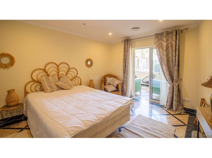 Image No.12-2 Bed Apartment for sale