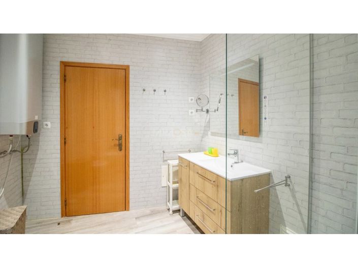 Image No.18-2 Bed Apartment for sale