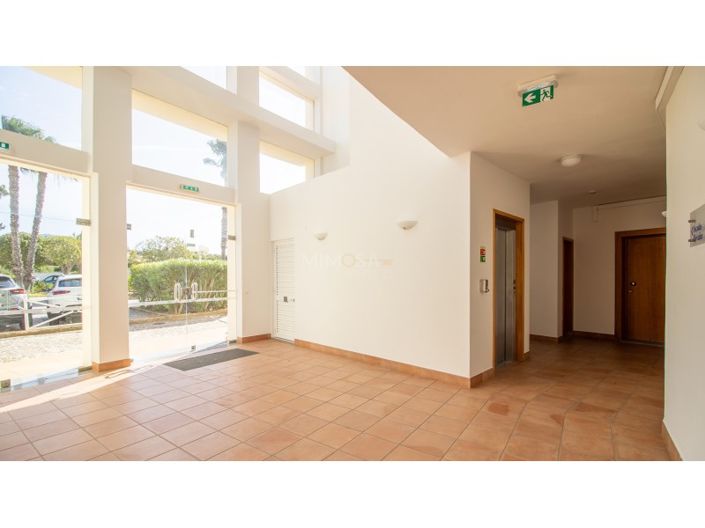 Image No.20-2 Bed Apartment for sale