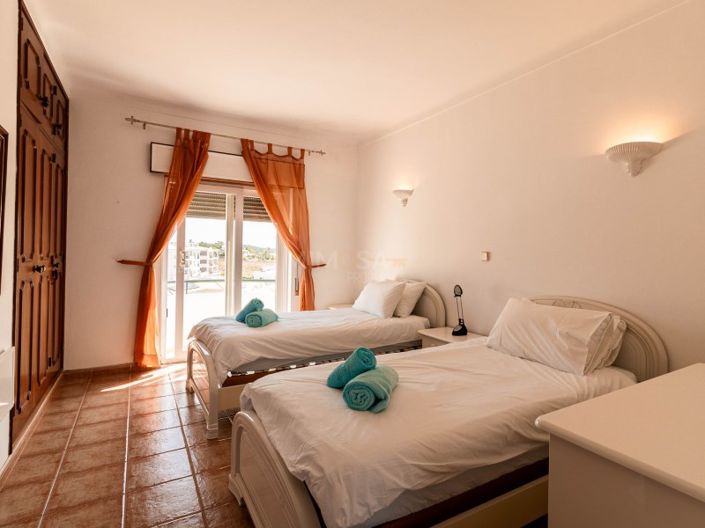 Image No.16-2 Bed Apartment for sale