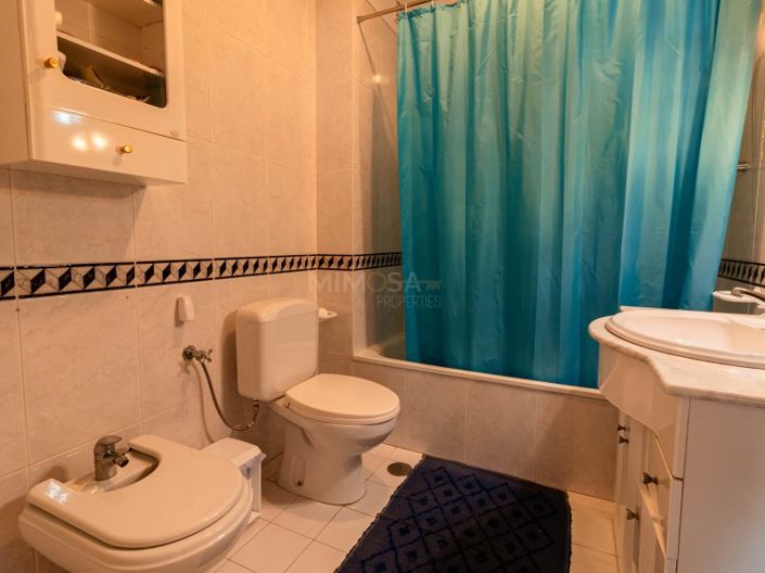 Image No.19-2 Bed Apartment for sale