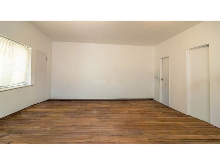 Image No.27-2 Bed House for sale
