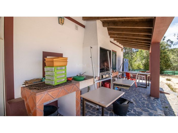Image No.12-7 Bed Farmhouse for sale