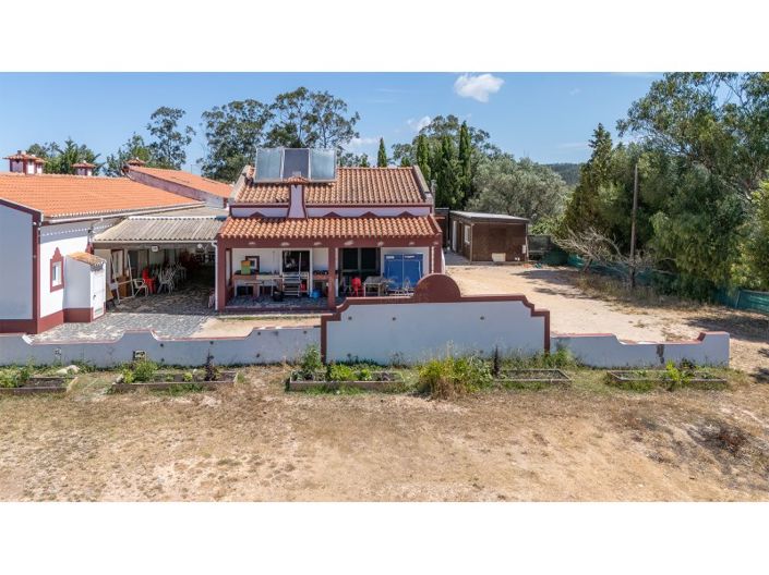Image No.13-7 Bed Farmhouse for sale