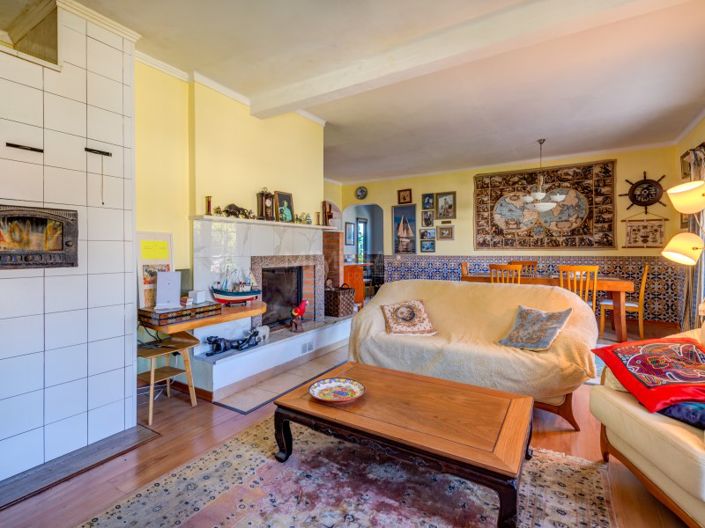 Image No.10-3 Bed House for sale