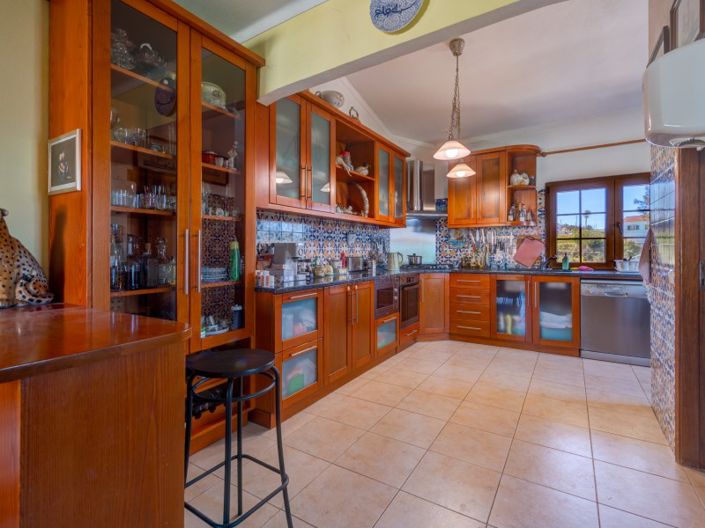Image No.14-3 Bed House for sale