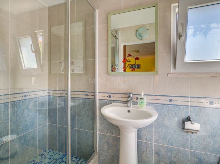 Image No.44-3 Bed House for sale