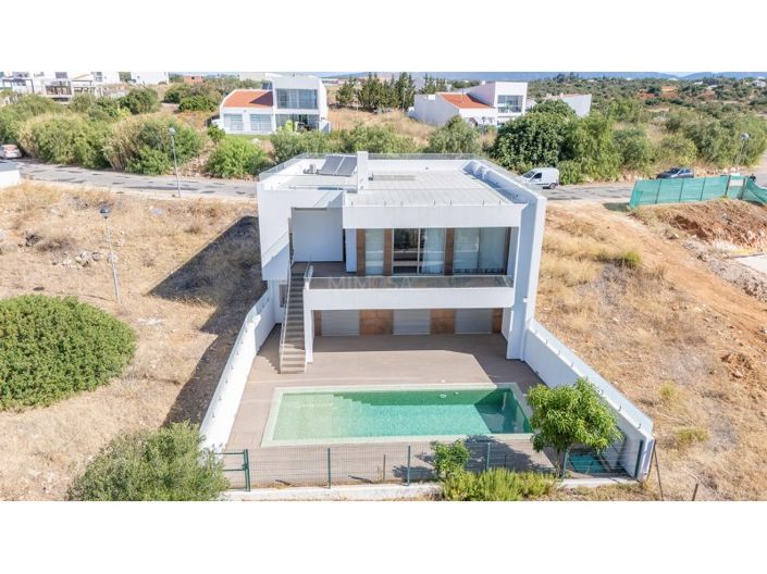 Image No.25-3 Bed House for sale