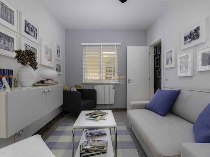 Image No.15-2 Bed House for sale