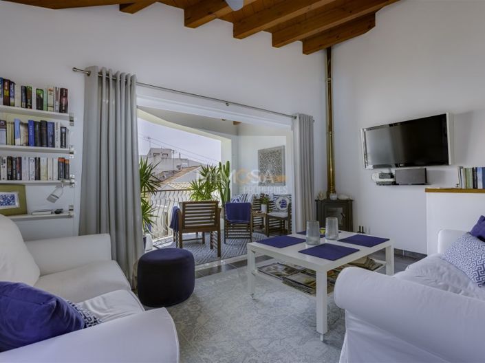 Image No.3-2 Bed House for sale